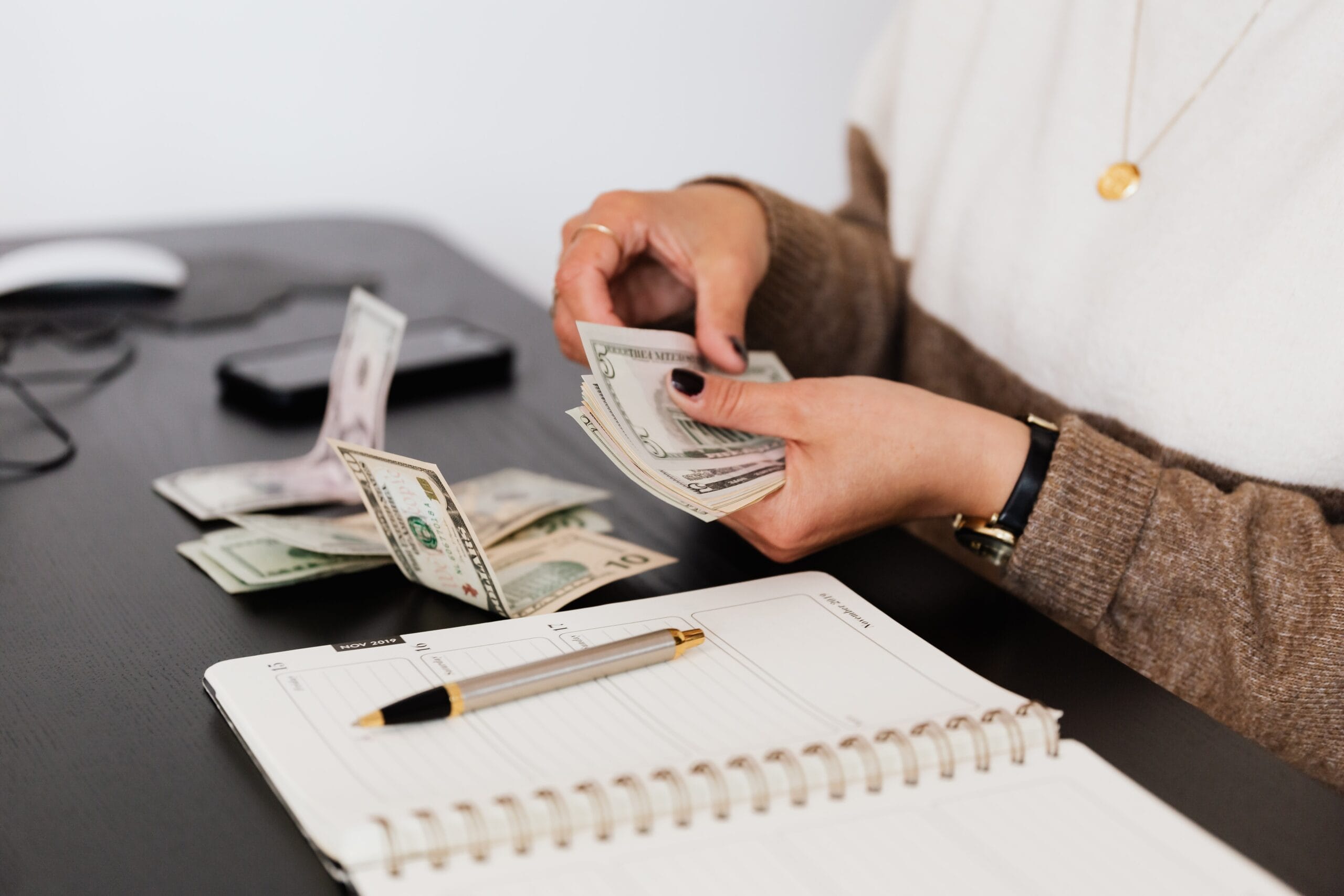 How to Become Financially Free in 1 Year